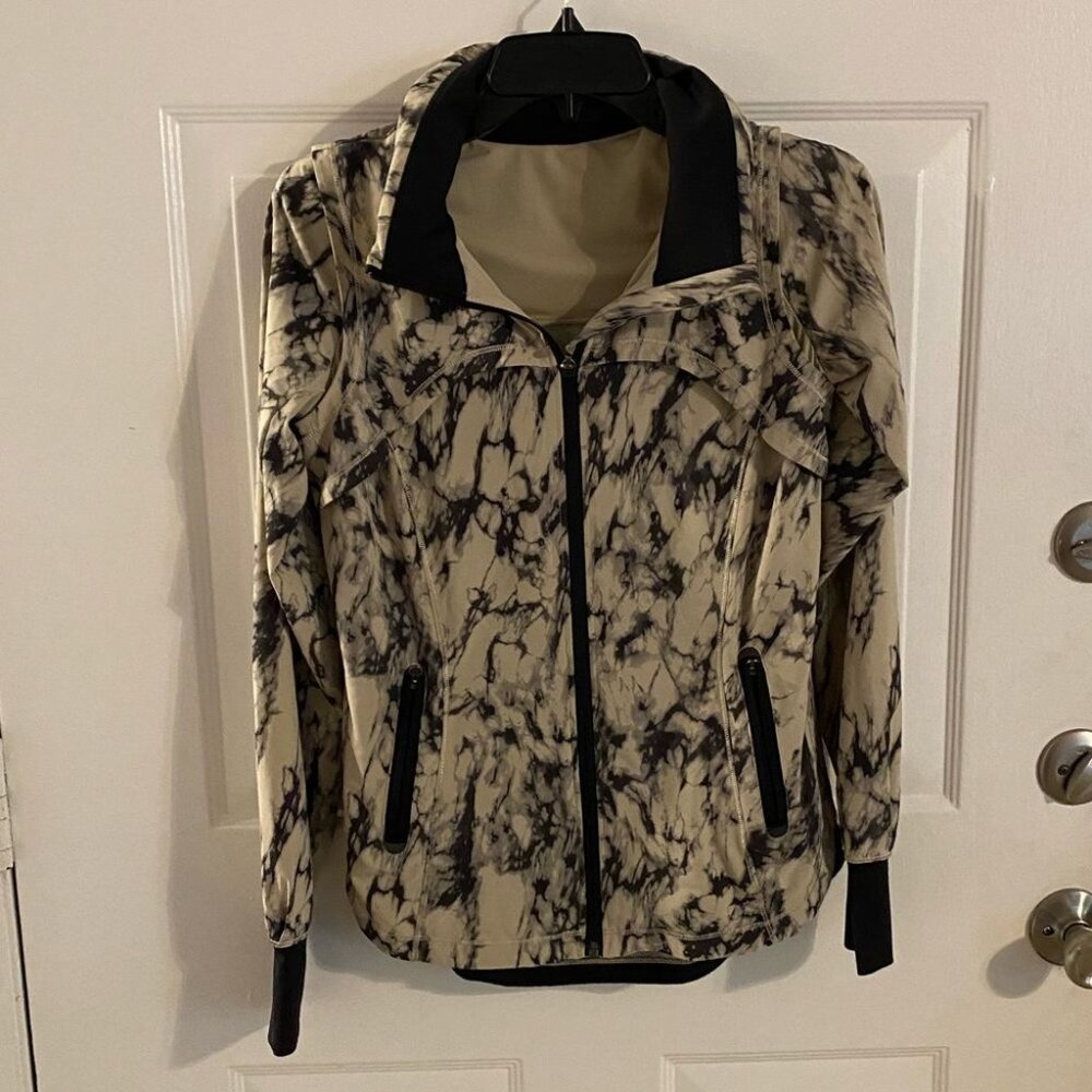 Lululemon | Bring Back The Track Jacket | Size 4 - Picture 8 of 8